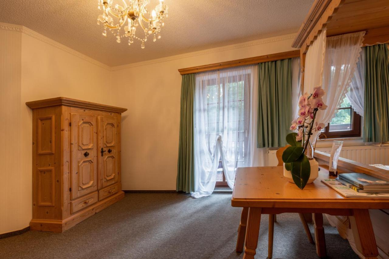 Rosswein Zur Margarethenmuehle - Landgasthof Und Waldhotel מראה חיצוני תמונה
