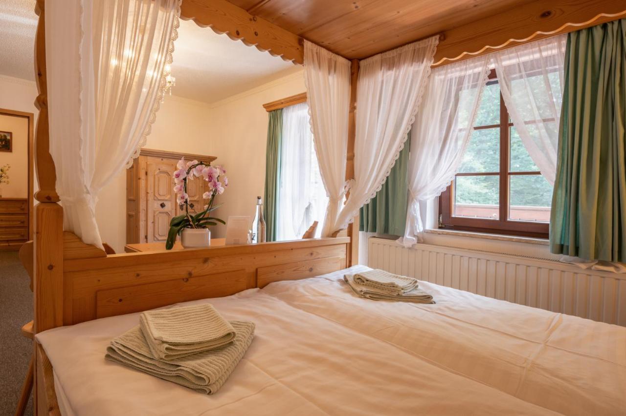 Rosswein Zur Margarethenmuehle - Landgasthof Und Waldhotel מראה חיצוני תמונה