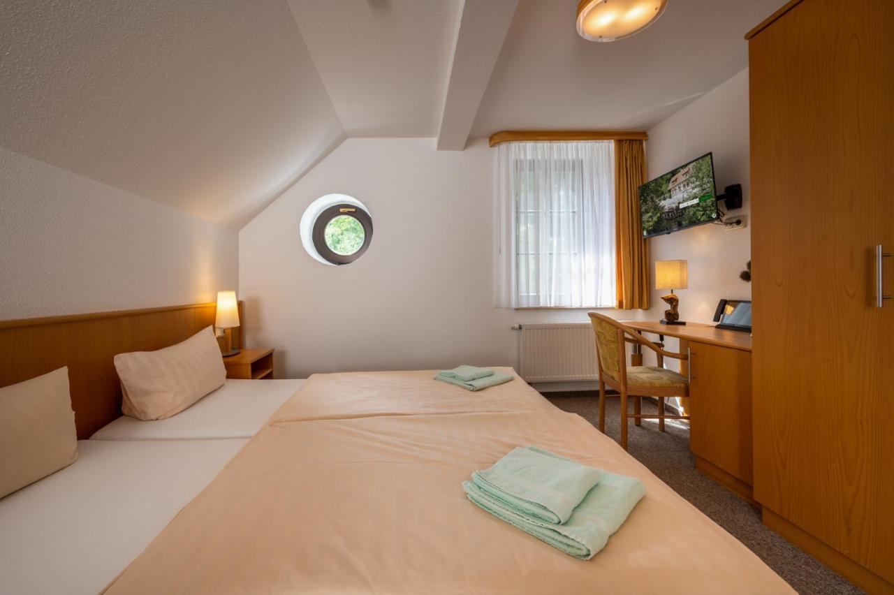Rosswein Zur Margarethenmuehle - Landgasthof Und Waldhotel מראה חיצוני תמונה