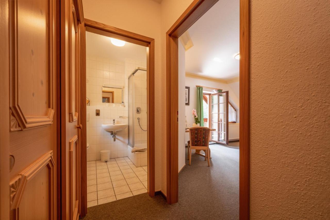 Rosswein Zur Margarethenmuehle - Landgasthof Und Waldhotel מראה חיצוני תמונה
