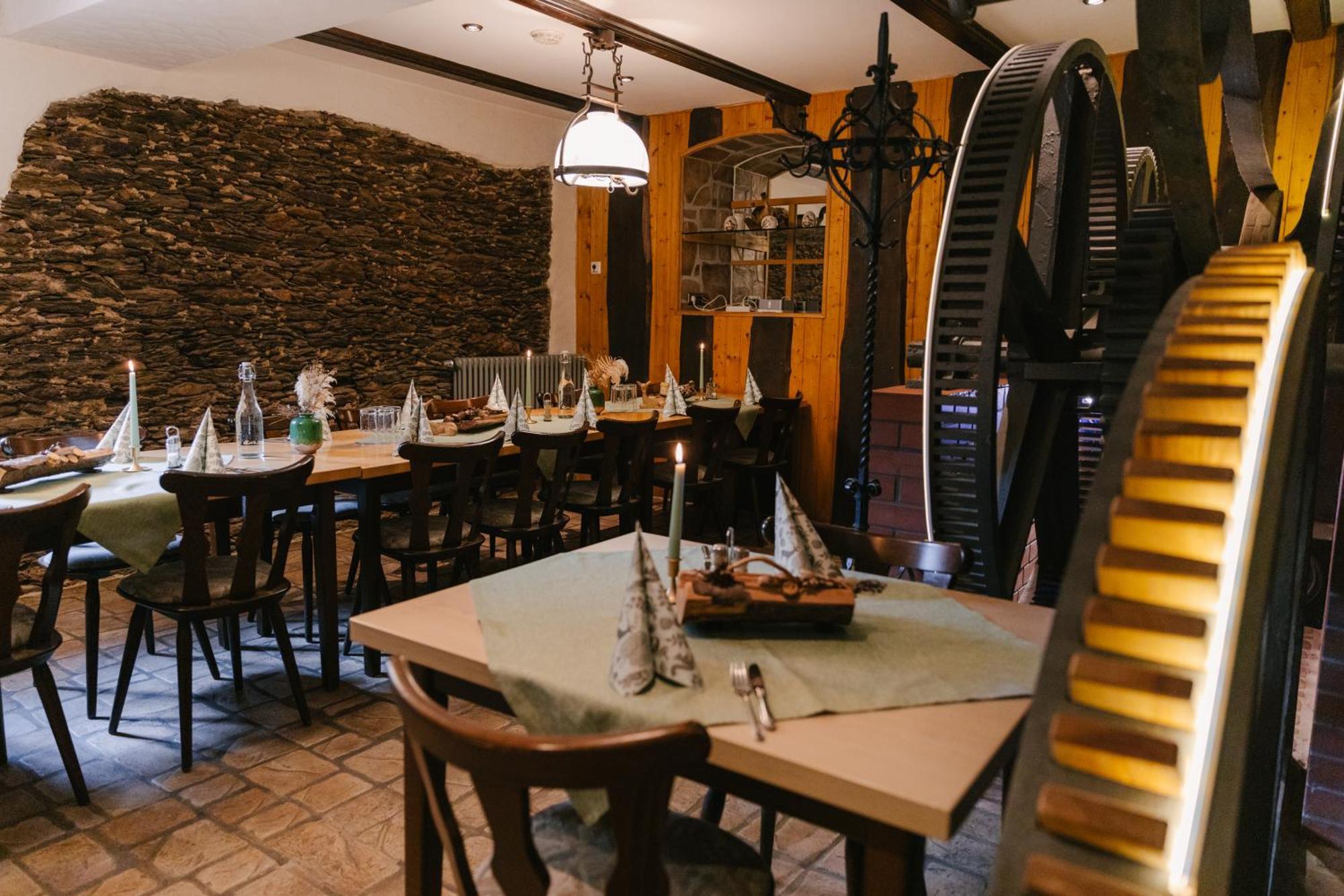 Rosswein Zur Margarethenmuehle - Landgasthof Und Waldhotel מראה חיצוני תמונה